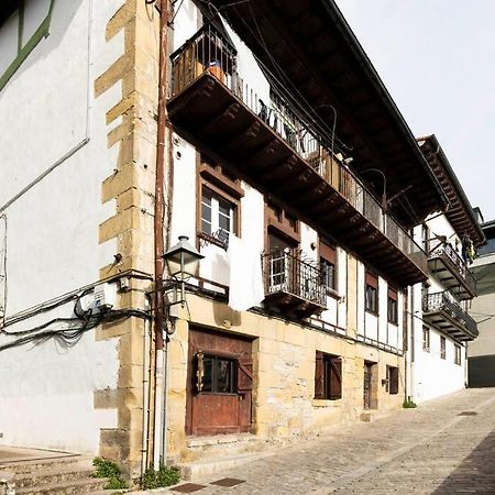 Apartament Sorgin-Etxe. Basquenjoy Fuenterrabia Zewnętrze zdjęcie